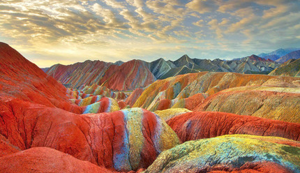 ���������ǵ�ϼ��ò�Ķ�����̬���